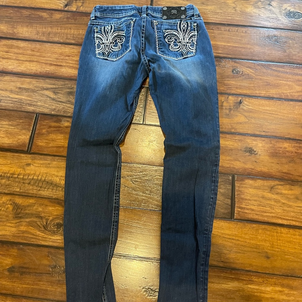 Women’s miss me skinny jeans